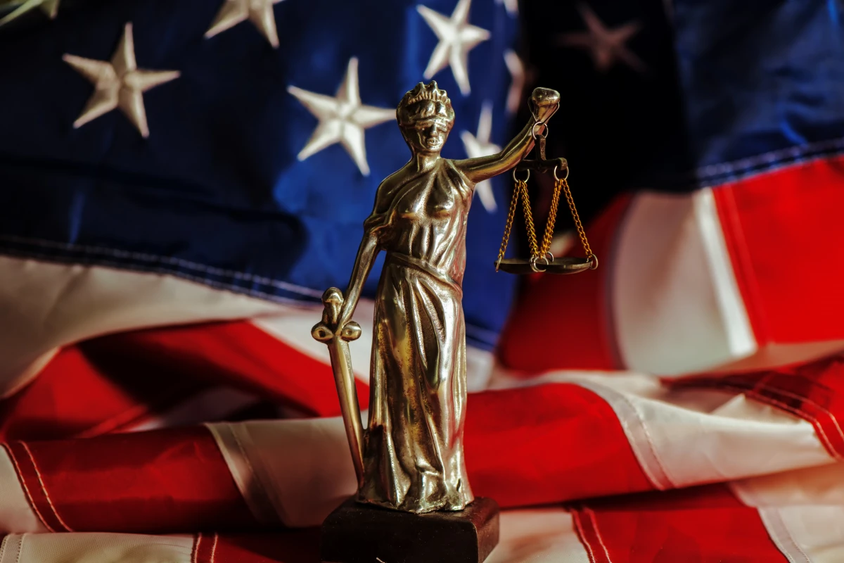 La quête de justice : équilibre délicat entre droits des accusés et protection des victimes