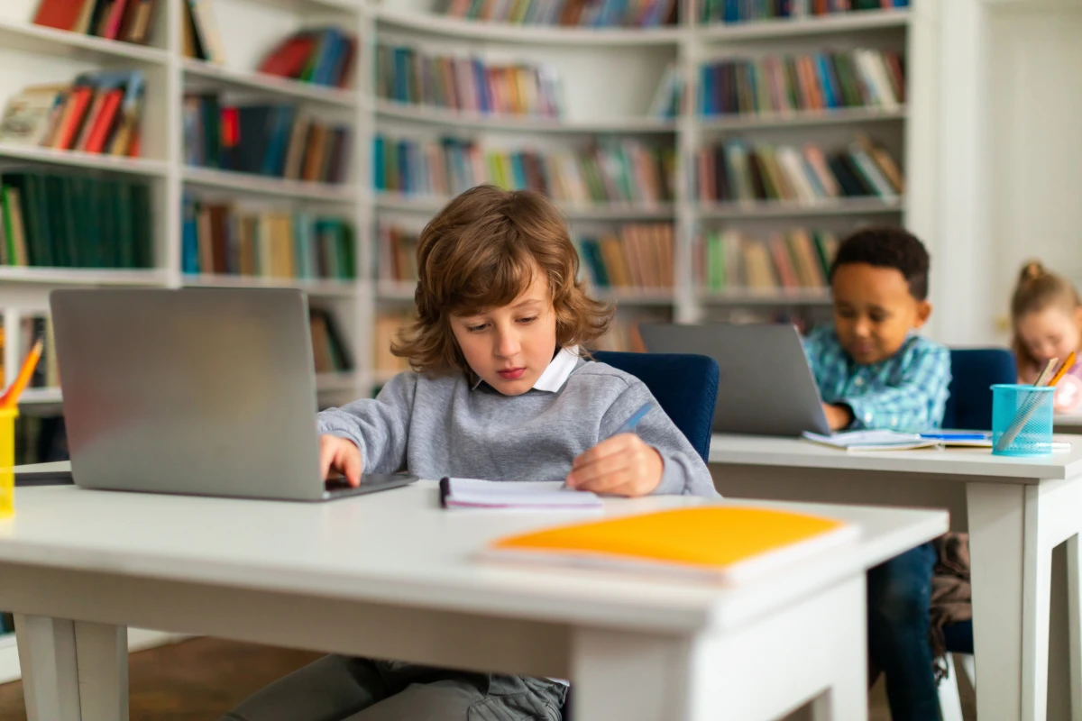 L'encadrement des internats et établissements privés : entre réglementation et enjeux éducatifs